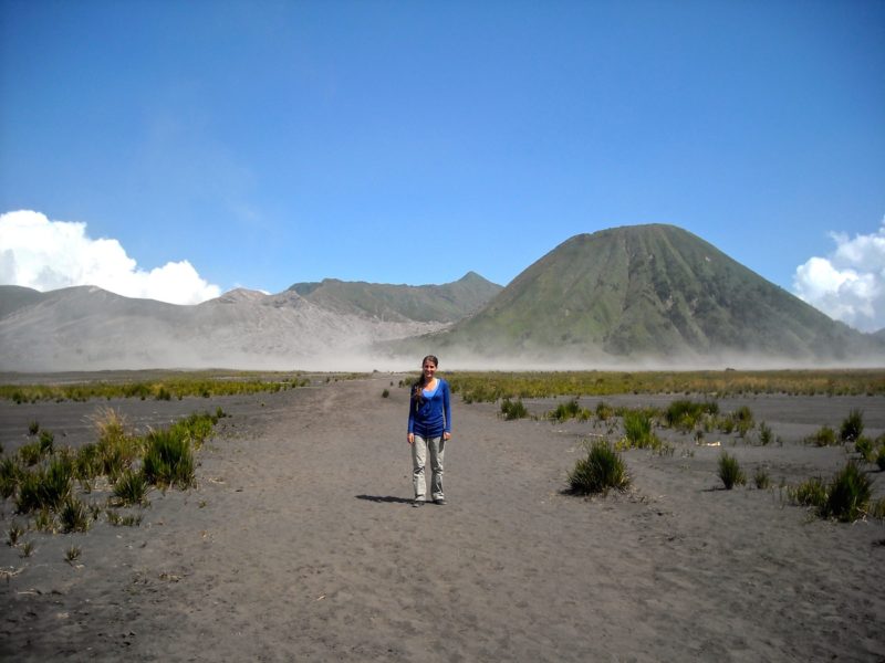 Kawah Ijen & Mount Bromo: 2 spectacular active volcanoes in Indonesia you must climb